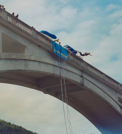 Bungee jump